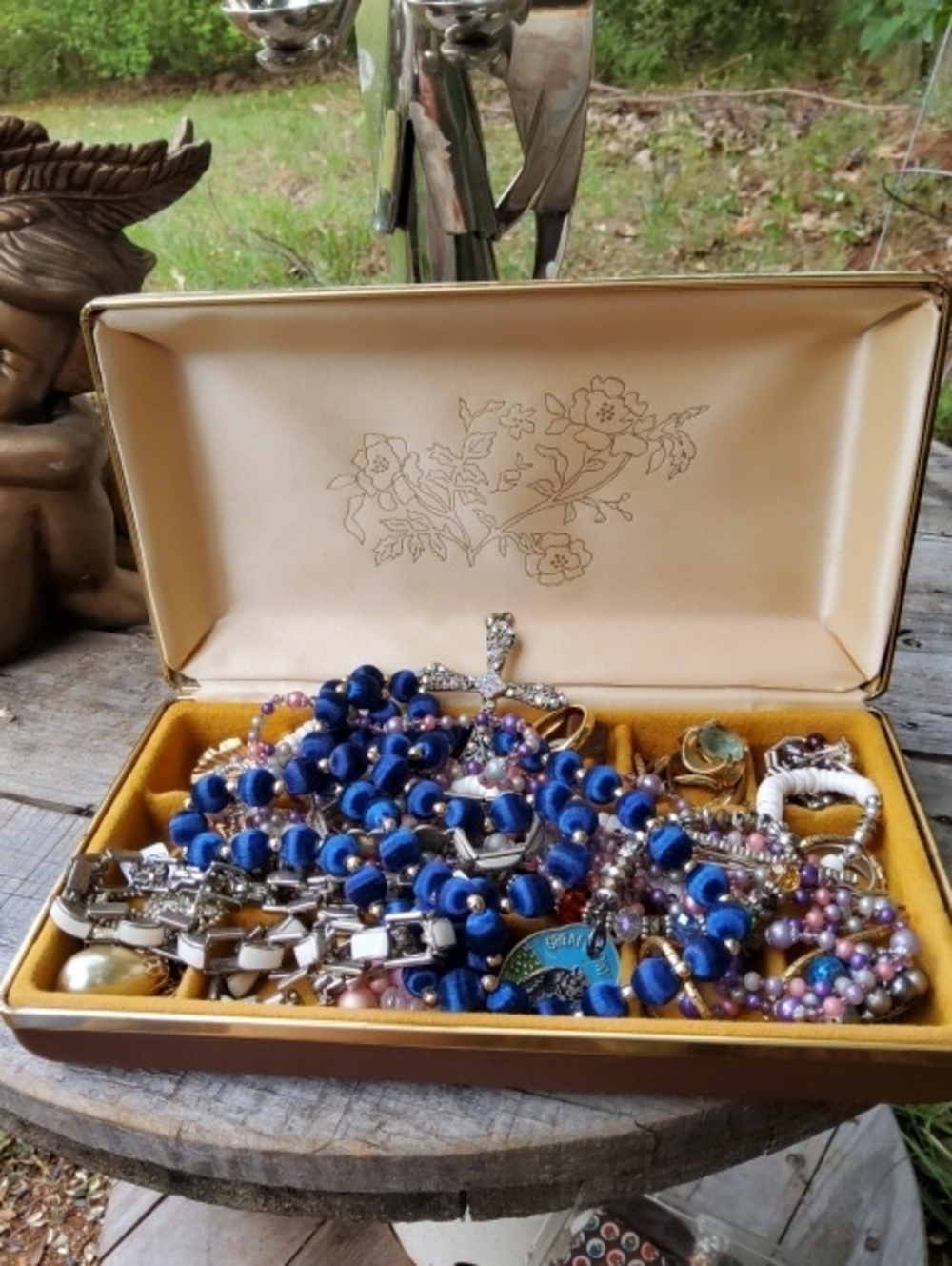 Vintage Jewerly Box with jewerly Bundle.